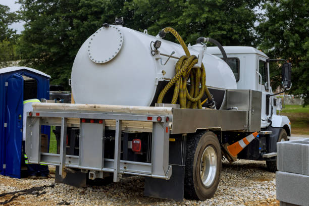 Portable Toilet Options We Offer in Avery Creek, NC