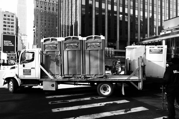 Portable Toilet Options We Offer in Avery Creek, NC